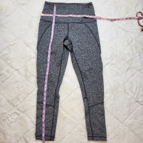 Zella women’s small leggings grey gray excellent condition - Picture 2 of 6